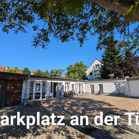 Fewo Urban Gotha-Apartment Friedenstein- Am Schlosspark- Parken An Der Der Tuer- Barrierefrei, 900 Meter Zum Bahnhof - Wallbox Zewnętrze zdjęcie