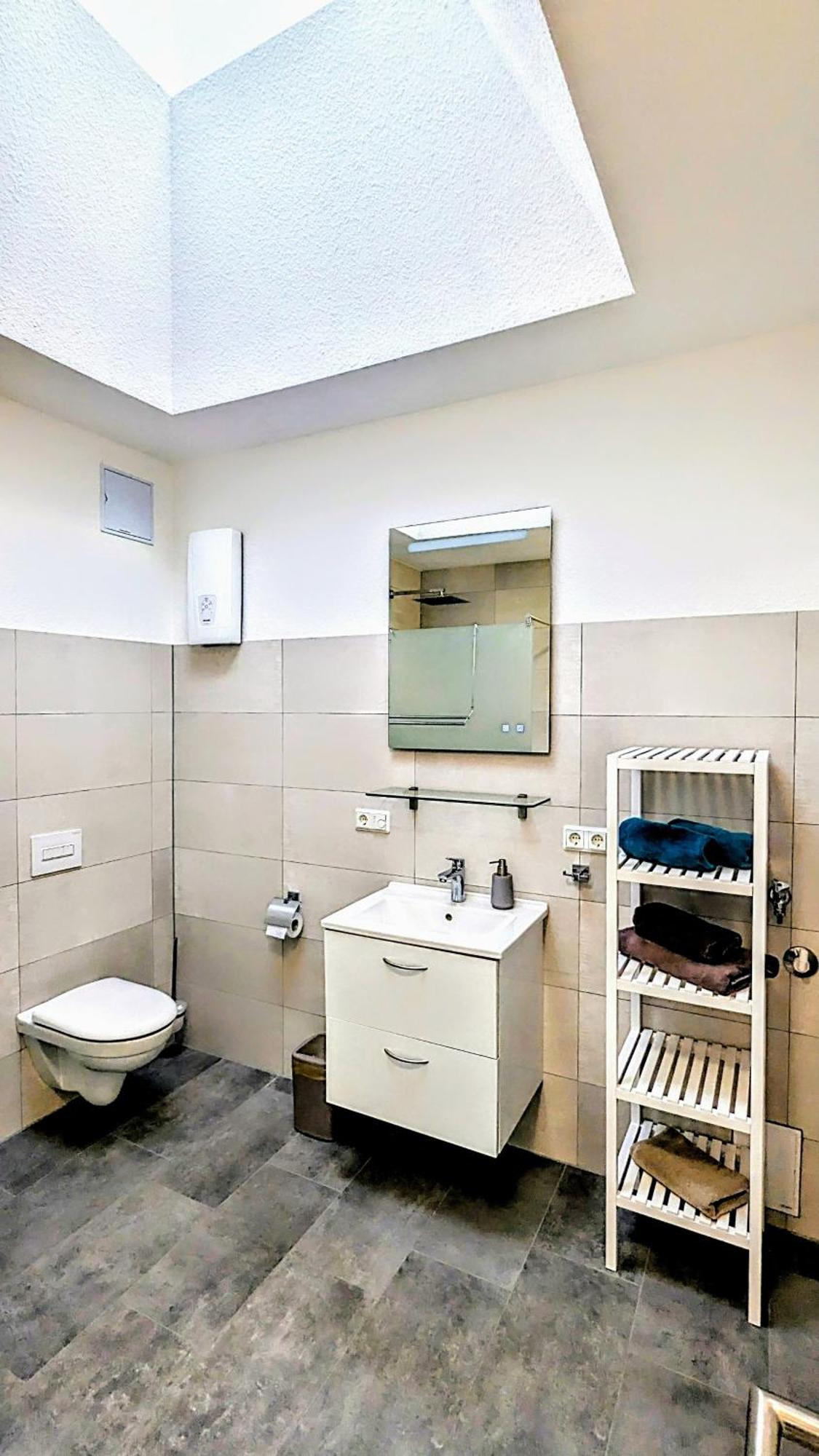 Fewo Urban Gotha-Apartment Friedenstein- Am Schlosspark- Parken An Der Der Tuer- Barrierefrei, 900 Meter Zum Bahnhof - Wallbox Zewnętrze zdjęcie