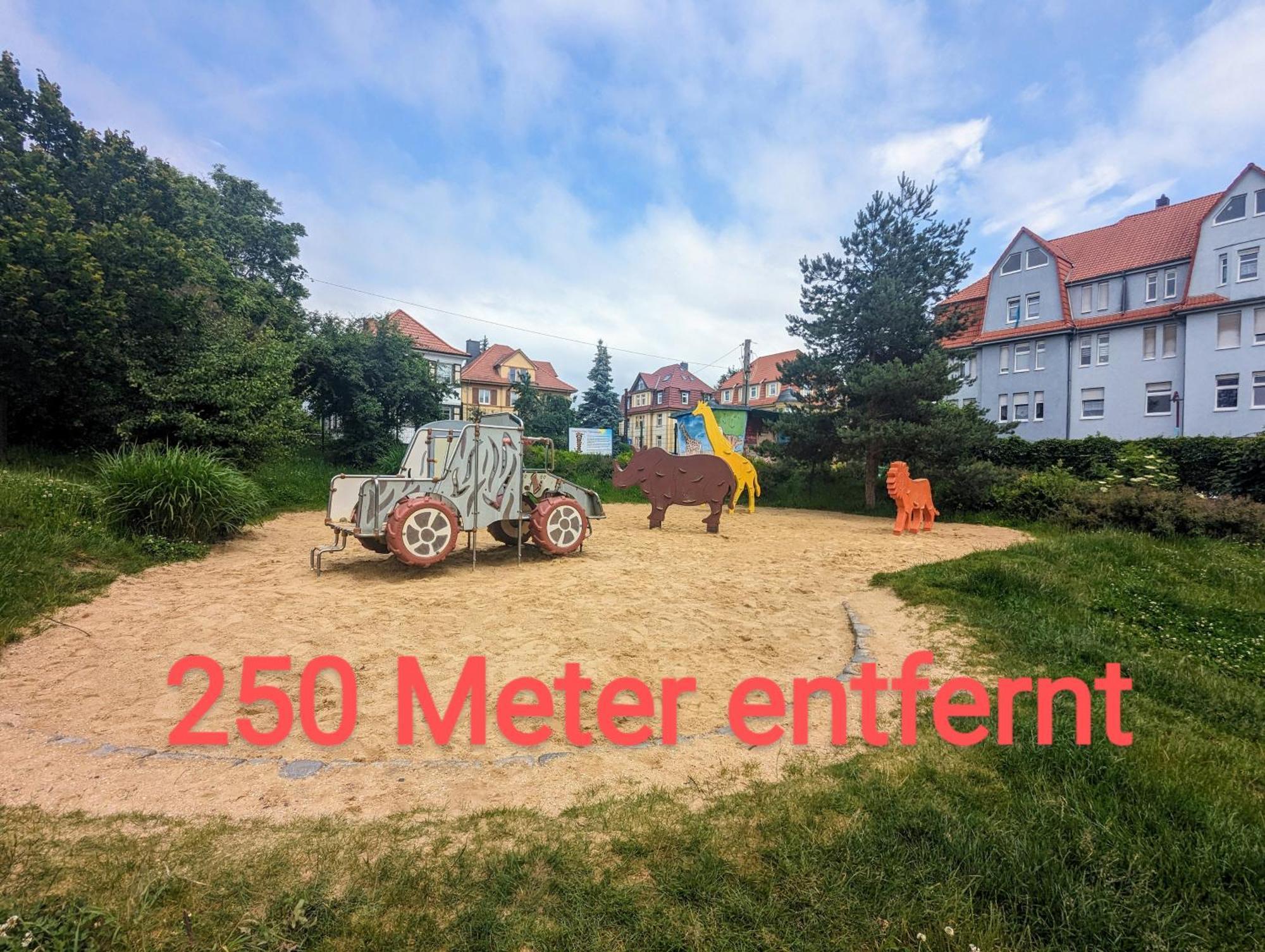 Fewo Urban Gotha-Apartment Friedenstein- Am Schlosspark- Parken An Der Der Tuer- Barrierefrei, 900 Meter Zum Bahnhof - Wallbox Zewnętrze zdjęcie